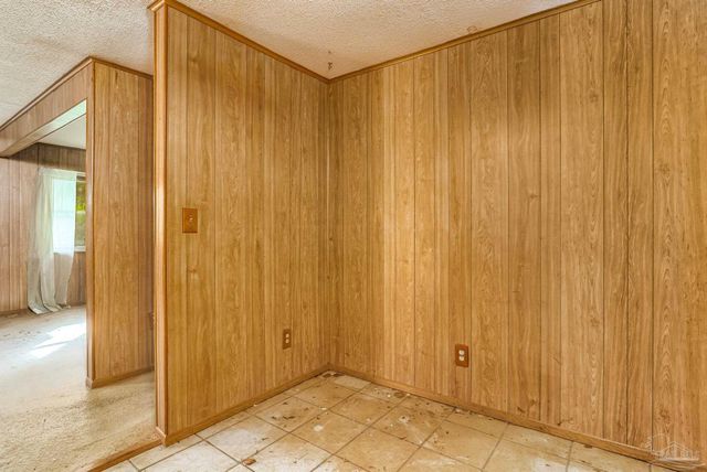 2800 Crabtree Church Rd, Molino, FL 32577