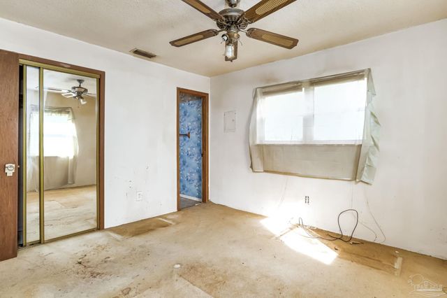 2800 Crabtree Church Rd, Molino, FL 32577