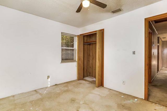 2800 Crabtree Church Rd, Molino, FL 32577