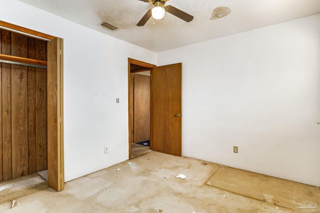 2800 Crabtree Church Rd, Molino, FL 32577