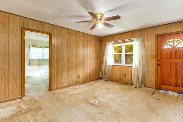 2800 Crabtree Church Rd, Molino, FL 32577