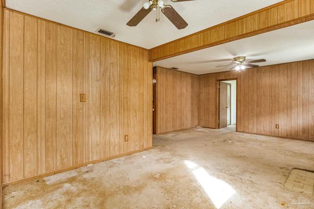 2800 Crabtree Church Rd, Molino, FL 32577