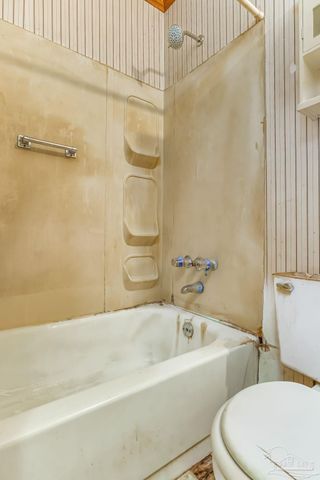 2800 Crabtree Church Rd, Molino, FL 32577