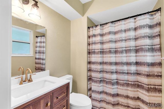 1678 Elizabeth Drive, Arnold, MO 63010