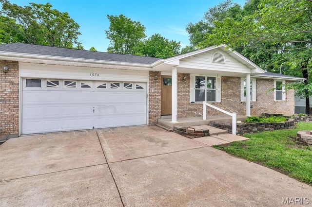 1678 Elizabeth Drive, Arnold, MO 63010