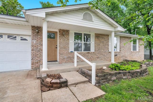 1678 Elizabeth Drive, Arnold, MO 63010