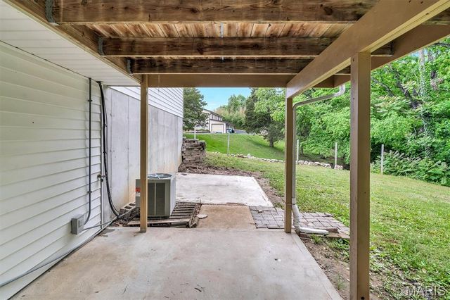 1678 Elizabeth Drive, Arnold, MO 63010