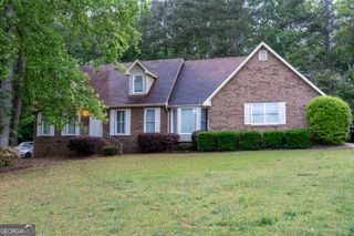 8039 Woods Lane, Jonesboro, GA 30236