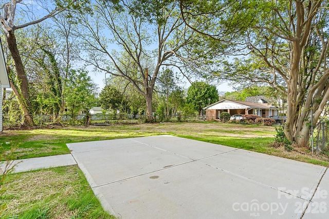 1102 W Horah Street, Salisbury, NC 28144