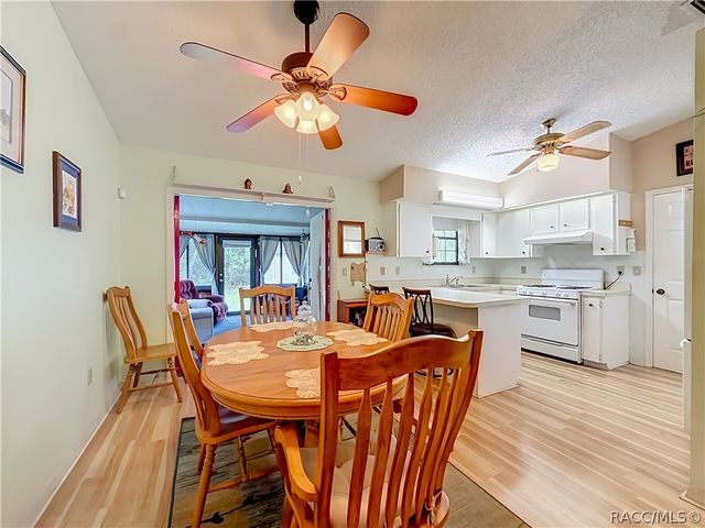7130 S Brookwood Terrace, Floral City, FL 34436