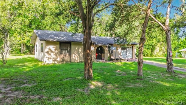 7130 S Brookwood Terrace, Floral City, FL 34436
