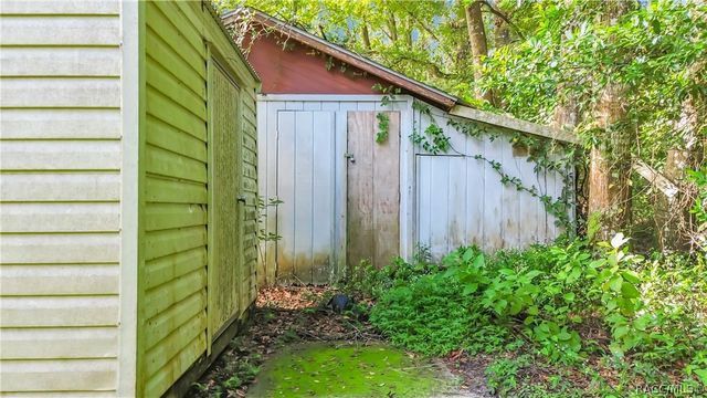 7130 S Brookwood Terrace, Floral City, FL 34436
