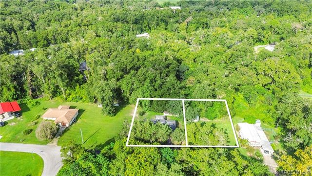 7130 S Brookwood Terrace, Floral City, FL 34436