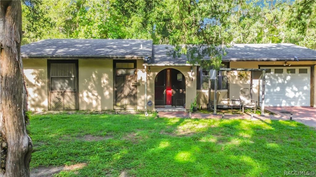 7130 S Brookwood Terrace, Floral City, FL 34436
