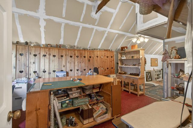 9818 Mira Del Rio Dr, Sacramento, CA 95827