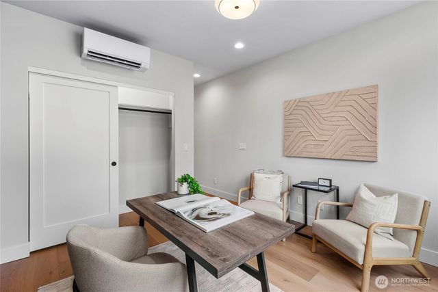 1504 3rd Street, Kirkland, WA 98033