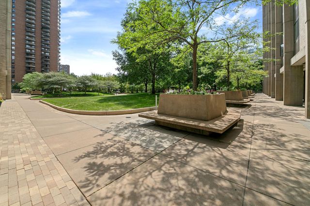 19 S 1st Street B801, Minneapolis, MN 55401