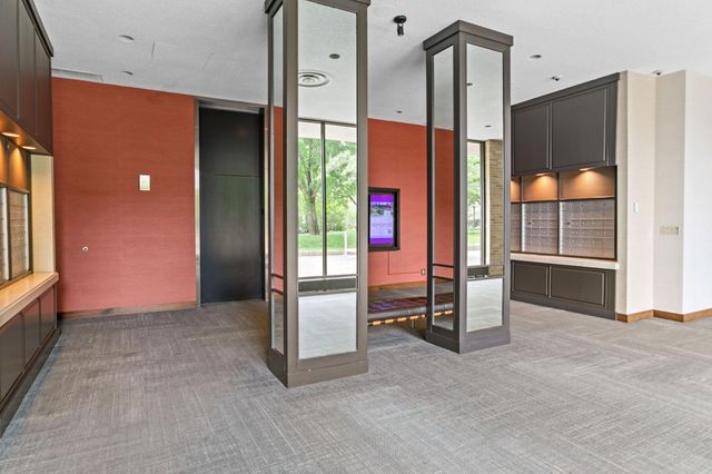 19 S 1st Street B801, Minneapolis, MN 55401