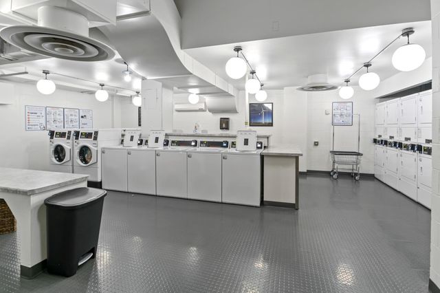 19 S 1st Street B801, Minneapolis, MN 55401