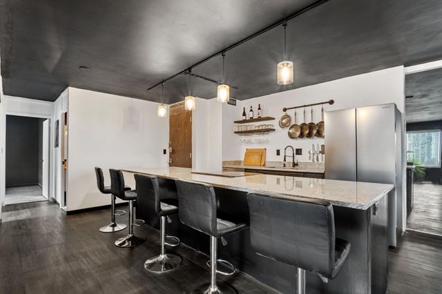 19 S 1st Street B801, Minneapolis, MN 55401