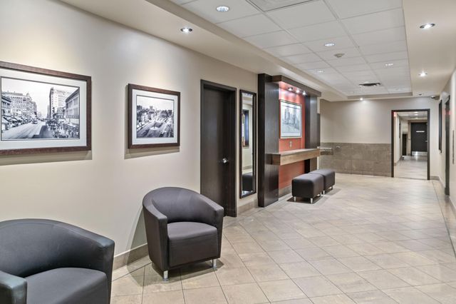 19 S 1st Street B801, Minneapolis, MN 55401