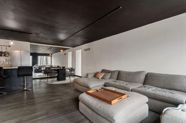 19 S 1st Street B801, Minneapolis, MN 55401