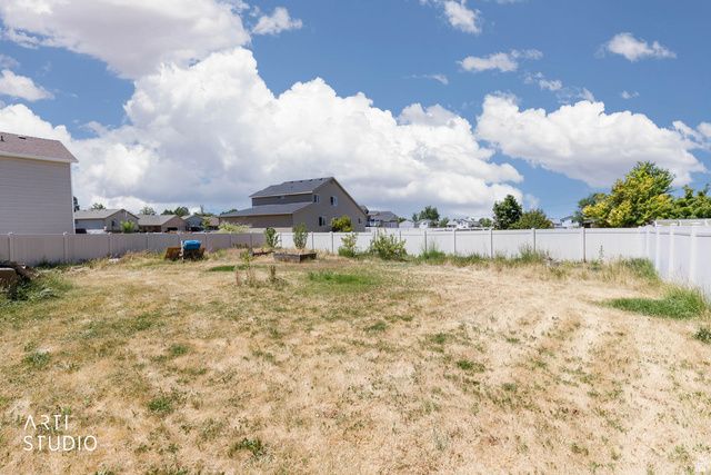 5277 S 3750 W, Roy, UT 84067