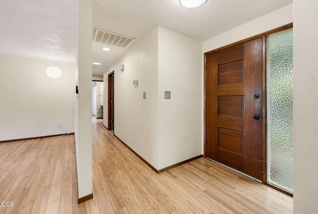 2354 Green Meadows Way, Ashland, OR 97520