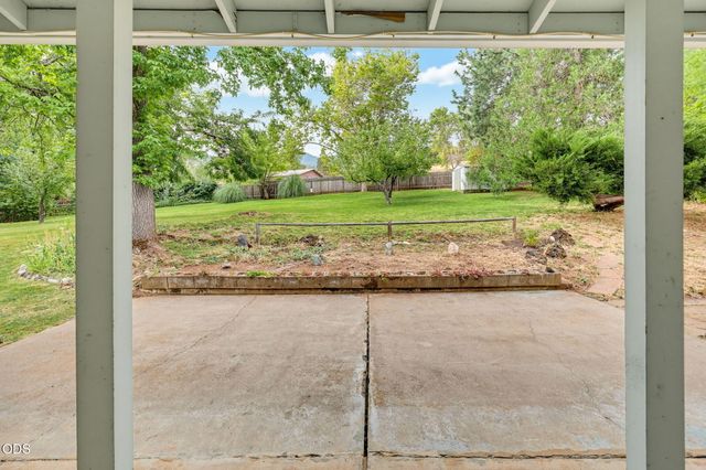 2354 Green Meadows Way, Ashland, OR 97520