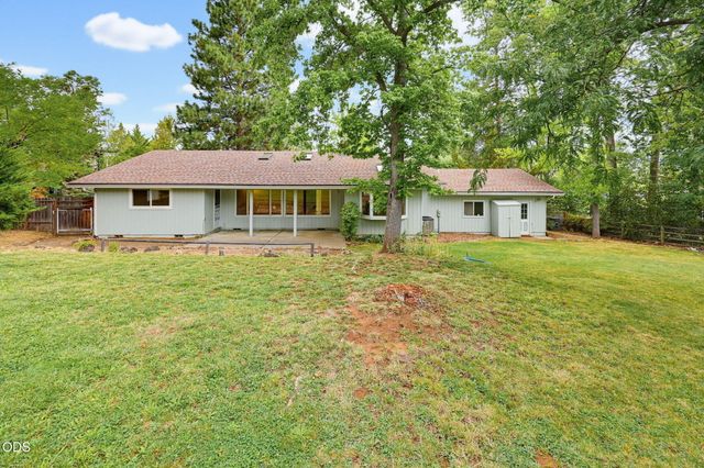 2354 Green Meadows Way, Ashland, OR 97520