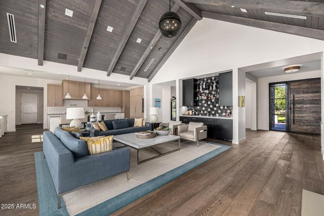 4535 N 49TH Place, Phoenix, AZ 85018