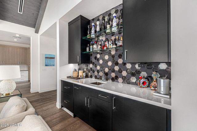 4535 N 49TH Place, Phoenix, AZ 85018