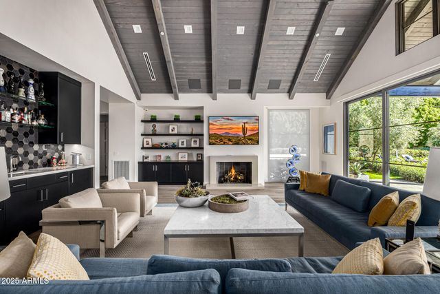 4535 N 49TH Place, Phoenix, AZ 85018