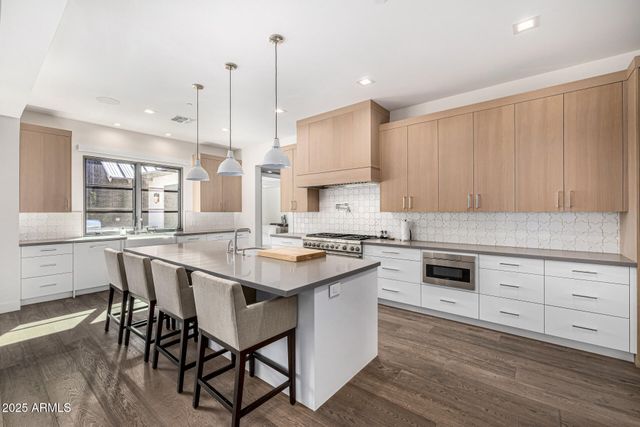 4535 N 49TH Place, Phoenix, AZ 85018