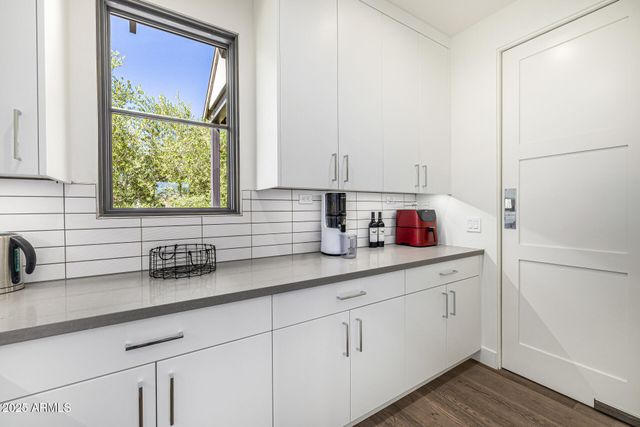 4535 N 49TH Place, Phoenix, AZ 85018