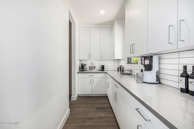 4535 N 49TH Place, Phoenix, AZ 85018