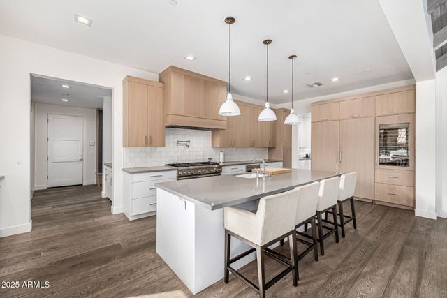 4535 N 49TH Place, Phoenix, AZ 85018