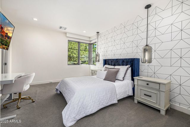 4535 N 49TH Place, Phoenix, AZ 85018