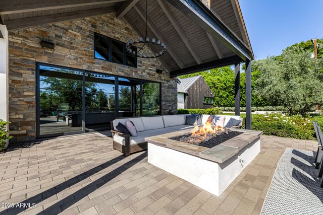 4535 N 49TH Place, Phoenix, AZ 85018