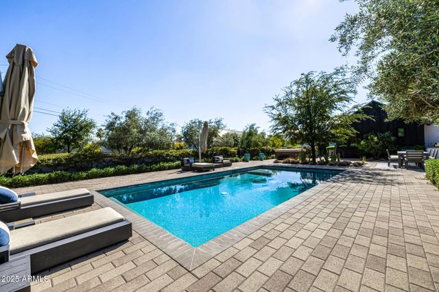 4535 N 49TH Place, Phoenix, AZ 85018