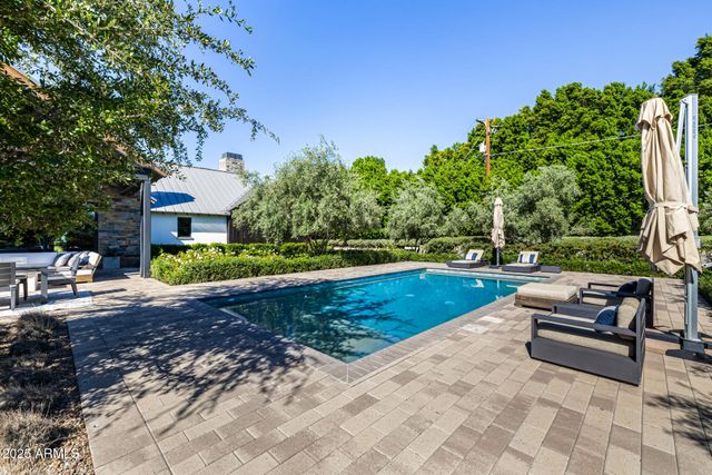 4535 N 49TH Place, Phoenix, AZ 85018