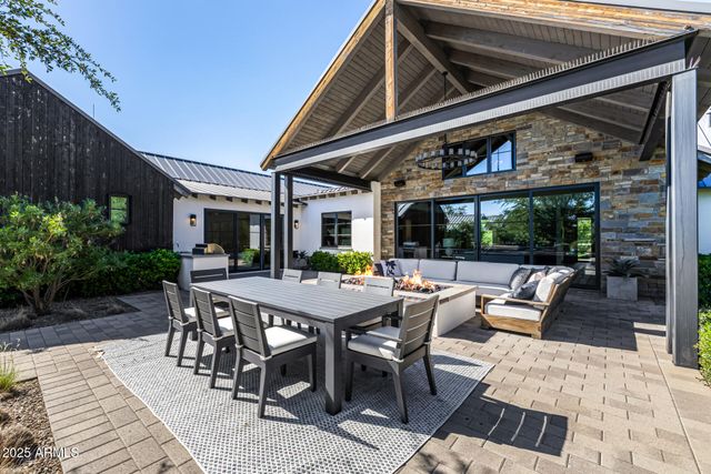 4535 N 49TH Place, Phoenix, AZ 85018