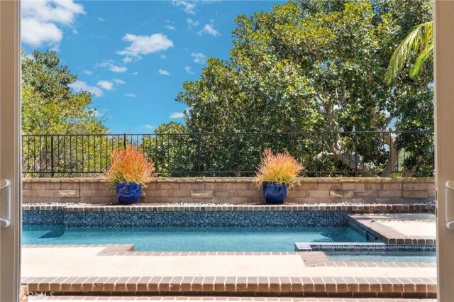 27512 Soncillo, Mission Viejo, CA 92691