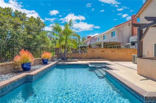 27512 Soncillo, Mission Viejo, CA 92691