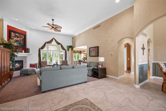 32407 Maria Court, Livonia, MI 48152