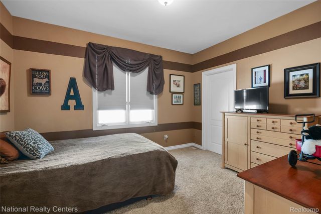 32407 Maria Court, Livonia, MI 48152