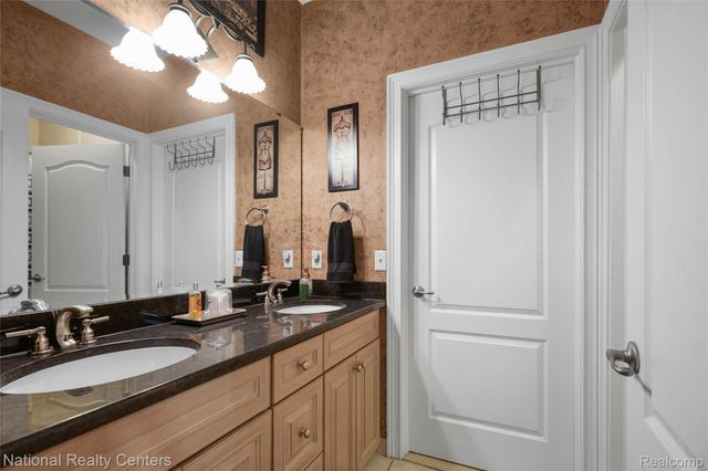 32407 Maria Court, Livonia, MI 48152