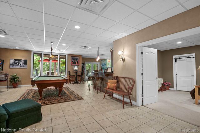 32407 Maria Court, Livonia, MI 48152