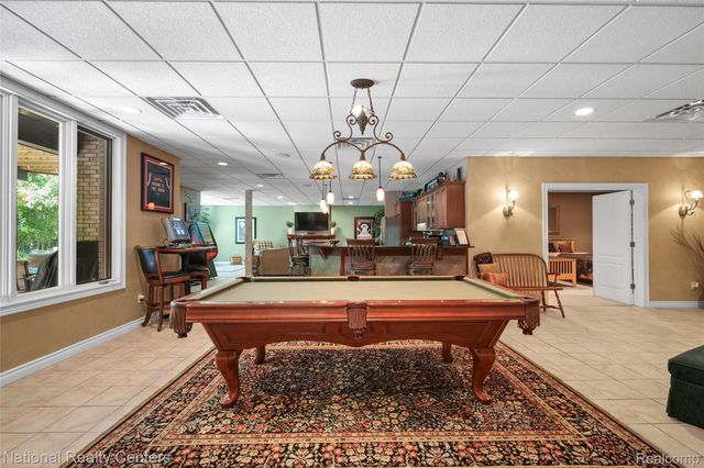 32407 Maria Court, Livonia, MI 48152