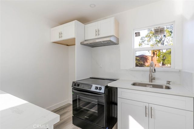 14713 Sylvan Street, Van Nuys, CA 91411